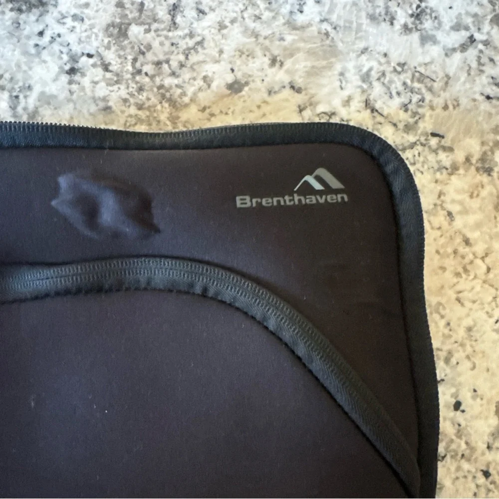 Brenthaven Black Laptop Bag
